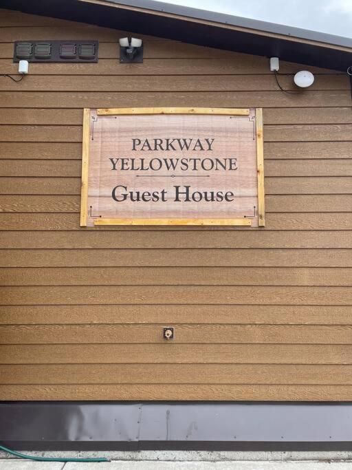 Parkway Yellowstone Guest House Room #2 Gardiner Exteriér fotografie