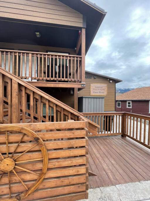 Parkway Yellowstone Guest House Room #2 Gardiner Exteriér fotografie